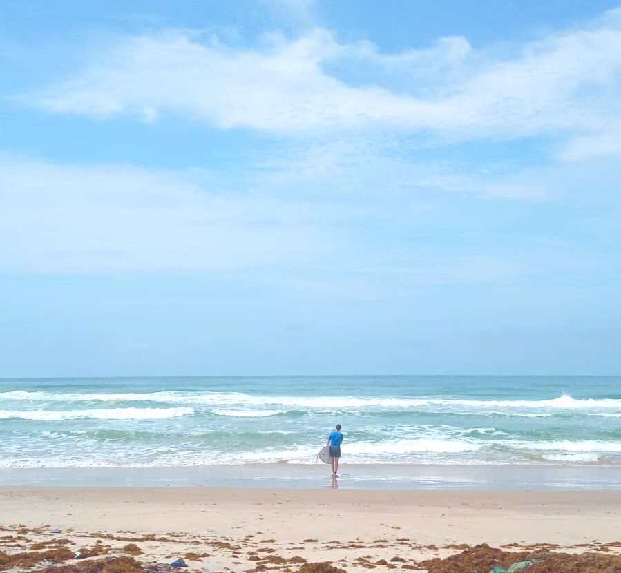 Surf-Côted’Ivoire-Spots-incontournables-et guide-essentiel-surfeur-coteivorienne