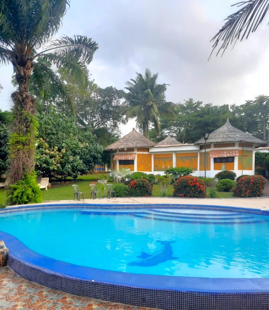 Grand-Lahou-le-vrai-guide-2025-pour-tout-decouvrir-hotel-le-ravin