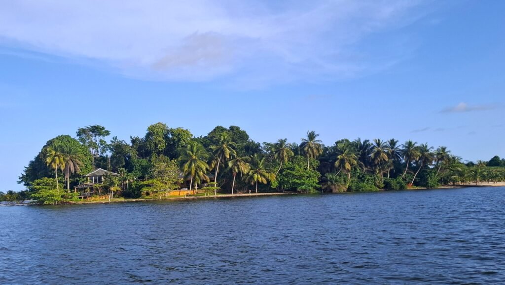 Île-Boulay-Guide-2025-accès-et- activités-incontournables