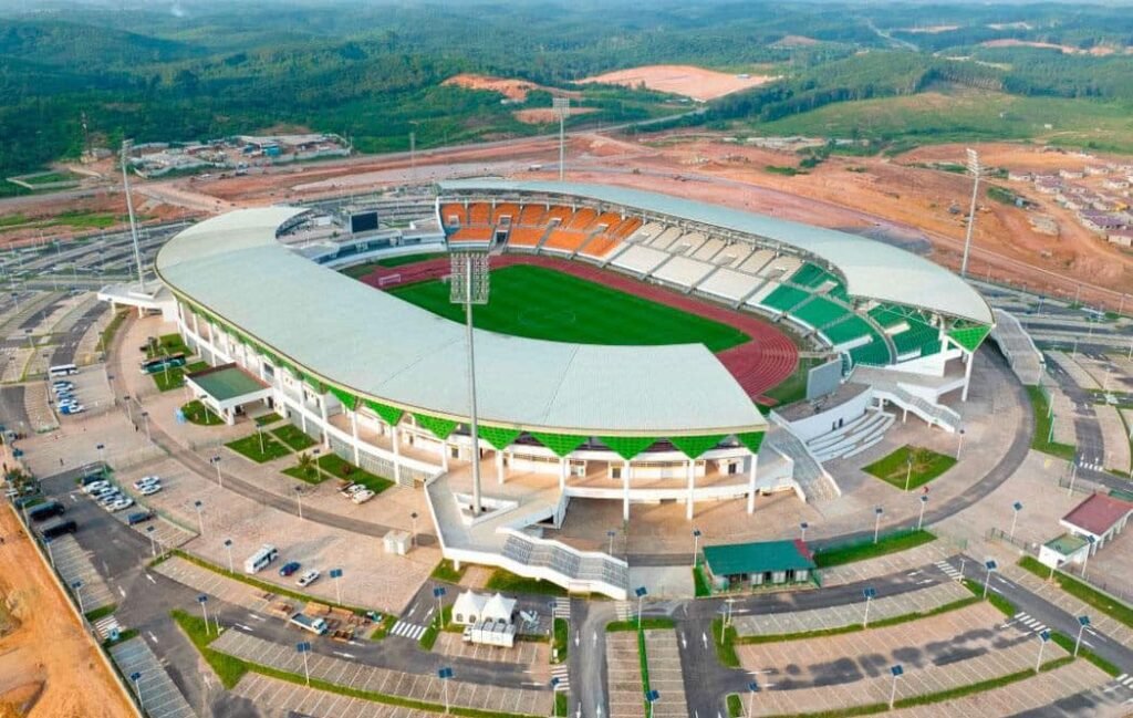 San-Pedro-Le-Guide-Ultime-pour-Tout Découvrir-stade-laurent-pokou